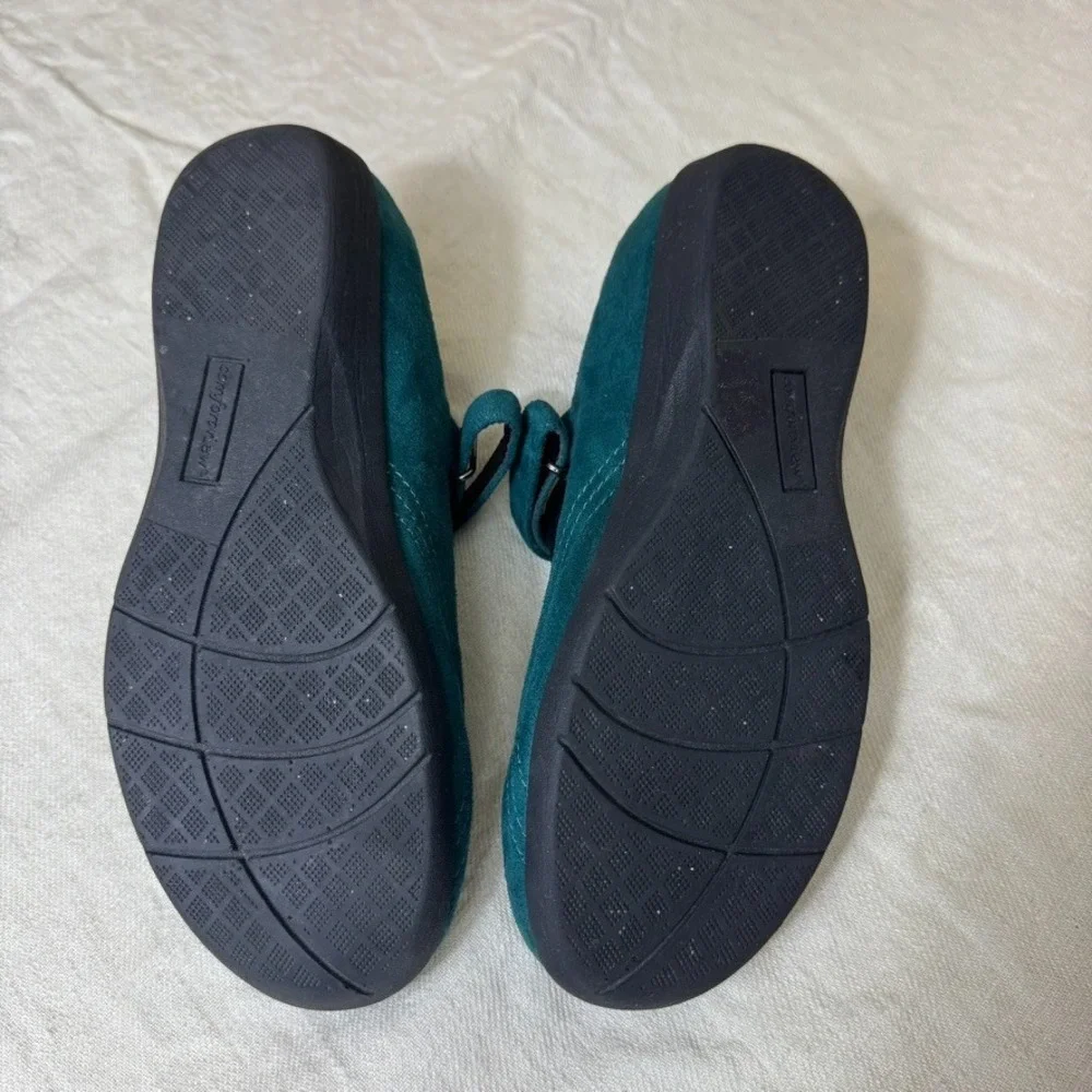 Comfortview Mary Jane Casual Shoes Women's Size 9.5 Emerald Green Faux Suede